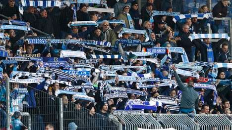 Die Fans vom TSV 1860 unterstützen ihr Team auch auswärts 