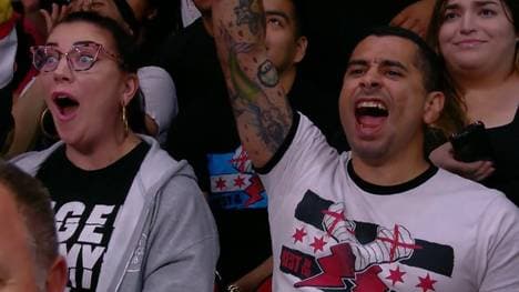 Die Fans bei AEW Dynamite reagierten gespalten auf CM Punks Comeback