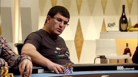 Leon Tsoukernik ist am Tisch unberechenbar