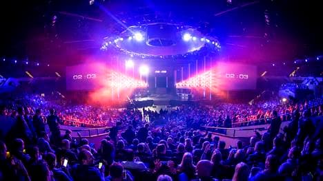 Insgesamt zählt Valve beziehungsweise Steam eine Fan-Base von 850.000 Usern. Damit schickt sich das eSports-Urgestein an, die Community vom hauseigenen MOBA-Titel Dota 2 zu überholen. 