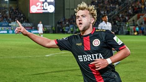 Geht Benedict Hollerbach bald in Köln auf Torejagd?