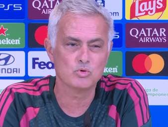 Nachdem Kylian Mbappé bei Real Betis einen Elfmeter verschoss, teilt Reals Trainer José Mourinho nun heftig gegen den VAR aus.