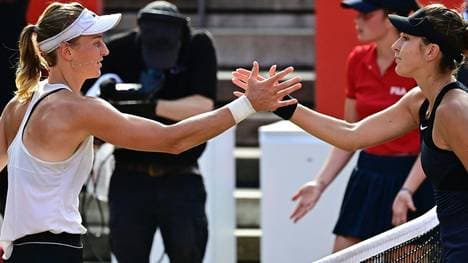 Ludmilla Samsonova (l) gewinnt gegen Belinda Bencic