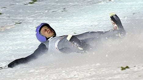 Andreas Wellinger-Sturz-Skispringen-Kuusamo