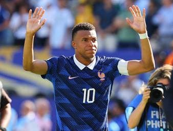 Mbappé reagiert auf historischen Doppelpack