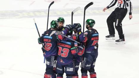 Berlin gewinnt Spiel eins gegen Köln