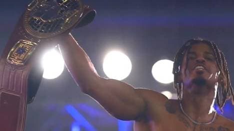 Wes Lee beerbte 2022 Solo Sikoa als NXT North American Champion