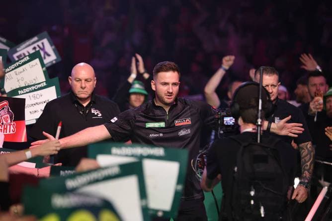 Deutscher Debütant reagiert auf Buhrufe