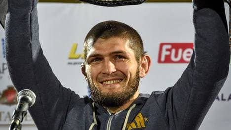 Khabib Nurmagomedov ist nach dem Sieg gegen Dustin Poirier UFC-Champion im Leichtgewicht