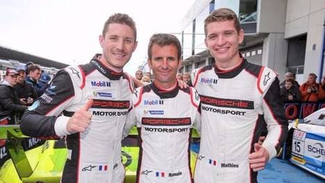 Kevin Estre, Romain Dumas und Mathieu Jaminet trotzten dem Wetter