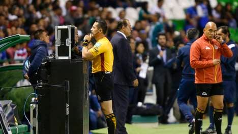 In der Champions League wird im Achtelfinale erstmals der Videobeweis eingesetzt