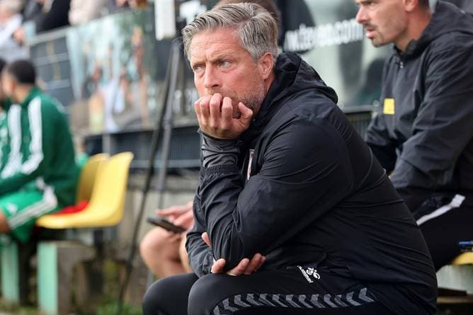 Regensburg setzt Talfahrt fort