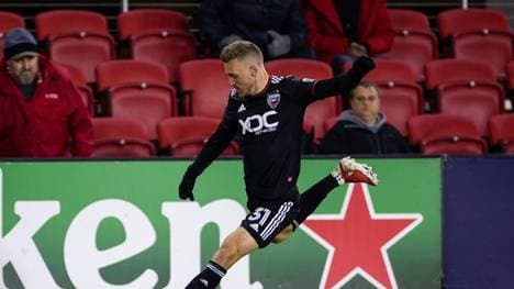 Julian Gressel läuft bei Länderspiel für die USA auf