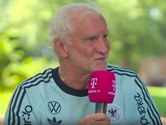 Nach dem bitteren Ausfall von Innenverteidiger Nico Schlotterbeck erklärt Teamchef Völler, wie das DFB-Team nun umplant.