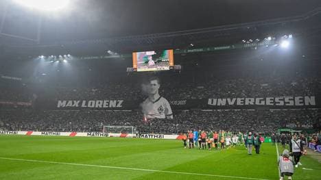 Die Bremer Ostkurve gedachte des verstorbenen Max Lorenz