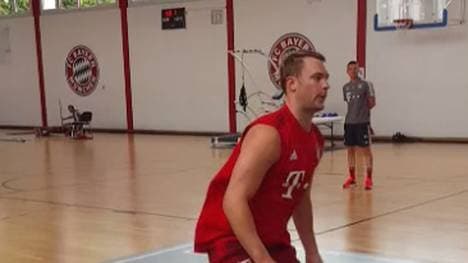 Manuel Neuer beim Fitnesstest