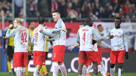 FC Red Bull Salzburg v Borussia Dortmund - UEFA Europa League Round of 16: Second Leg