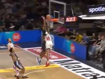 Alba Berlin hat den Serienvorsprung gegen die BMA365 Bamberg Baskets auf 2:0 ausgebaut und steht damit kurz vor dem Einzug ins Finale der Basketball-Bundesliga.