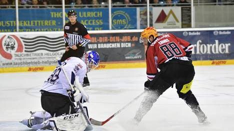 Fischtown Pinguins v EHC Red Bull Muenchen - DEL Playoffs Quarter Final Game 4