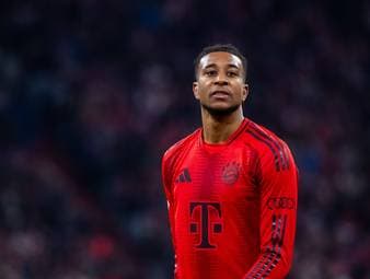 Michael Olise ist aktuell das Gesprächsthema bei Bayern München. Immer wieder wird er mit einem Wechsel zu Real Madrid in Verbindung gebracht. Frankreich-Experte Alexis Menuge macht sich aber keine großen Sorgen. Vorausgesetzt, die Bayern stocken das Gehalt des Franzosen ordentlich auf.