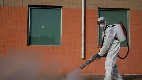 China verfolgt eine Strategie mit strikten Maßnahmen