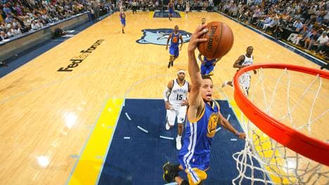 Golden State Warriors v Memphis Grizzlies - Game Four