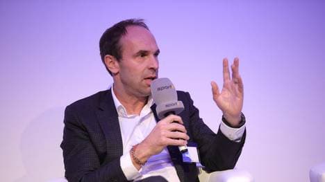 Alexander Jobst sieht die Situation beim FC Schalke 04 kritisch