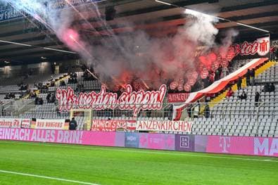 Wieder Pyro-Ärger! Droht Bayern II ein Nachspiel?