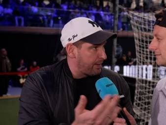 Sandro Wagner und der FC Augsburg gehen nach nur 14 Bundesliga-Spielen getrennte Wege. Patrick Helmes sieht den Fehler nicht nur bei Sandro Wagner.