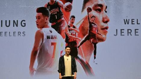 Jeremy Lin bei seiner Vorstellung in Taiwan