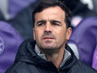 Bayer Leverkusen ist auf der Suche nach einem Nachfolger für Kasper Hjulmand fündig geworden. Carles Martinez wird der neue Mann an der Seitenlinie der Werkself. 