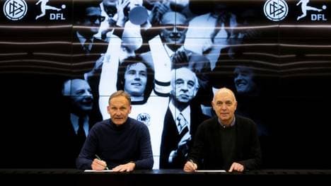DFB und DFL gedenken Franz Beckenbauer