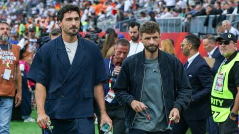 Mats Hummels (l.) und Thomas Müller