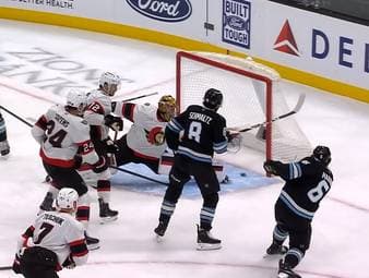 Tim Stützle möchte seine Scorer-Serie in der NHL gegen JJ Peterka und den Utah Mammoth ausbauen. Die Partie fängt jedoch alles andere als gut für die Ottawa Senators an. 