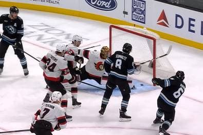 Starke Stützle-Serie reißt in deutschem Duell