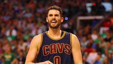 Cleveland Cavaliers v Boston Celtics - Game One