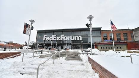 Viel Schnee am FedExForum in Memphis