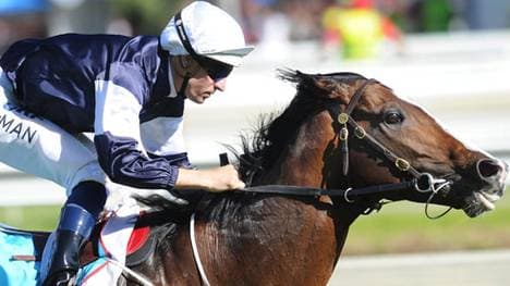 Sea The Moon kann nicht beim Arc de Triomphe starten