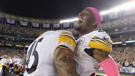Le'Veon Bell (r.) jubelt mit Mitspieler Roosevelt Nix