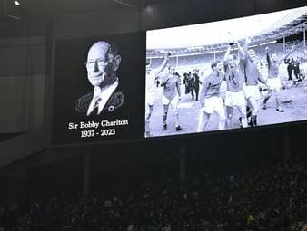 Besondere Ehre für Bobby Charlton