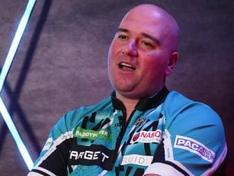 Rob Cross ist in der Order of Merit auf Rang 17 abgerutscht - doch das interessiert den Weltmeister von 2018 kaum. Nur eine Position hat für ihn Bedeutung, genauso wie zwei Spielstätten im Darts. 