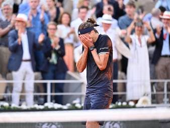 Alexander Zverev gewinnt erstmals in seiner Karriere ein Grand-Slam-Turnier. Damit reiht er sich in eine elitäre deutsche Riege ein. 