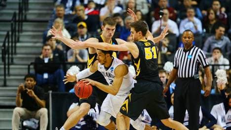 Iowa v Villanova