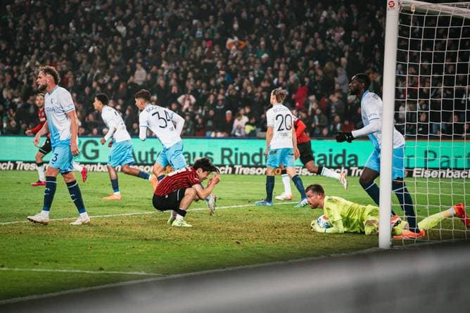 Hannover verzweifelt an Timo Horn