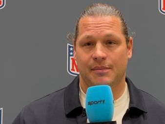 Markus Kuhn hat vier Jahre lang für die New York Giants in der NFL gespielt. Im SPORT1-Interview spricht der deutsche Ex-Profi und heutige TV-Experte über die Chancen eines deutschen Spielers, heute Spieler in der NFL zu werden. 