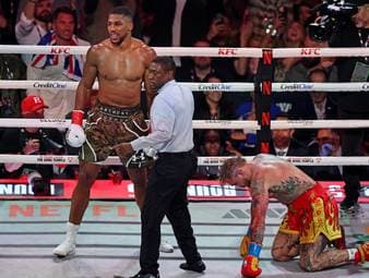 K.o.-Sieg in Miami: Joshua schickt Paul zu Boden