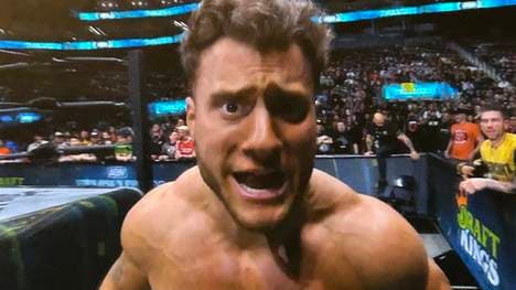 MJF handelte sich mit einer Aktionen gegen einen Fan Kritik vom Chef ein