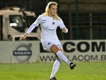 Köln verstärkt sich in der Abwehr