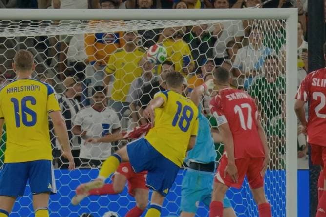 Dieser Hammer leitete Schwedens Torfestival ein