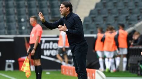 Trainer Seoane dirigiert seine Mannschaft